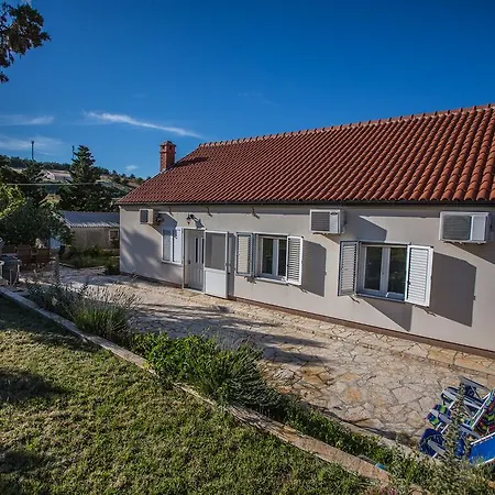 Tori Holiday Ferienhaus
